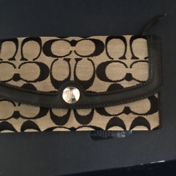 Coach Handbags - Coach wallet